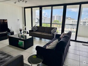 Building Photo - 9300 Bay Harbor Terrace