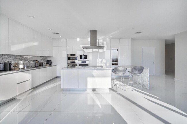 Foto del edificio - 88 SW 7th St