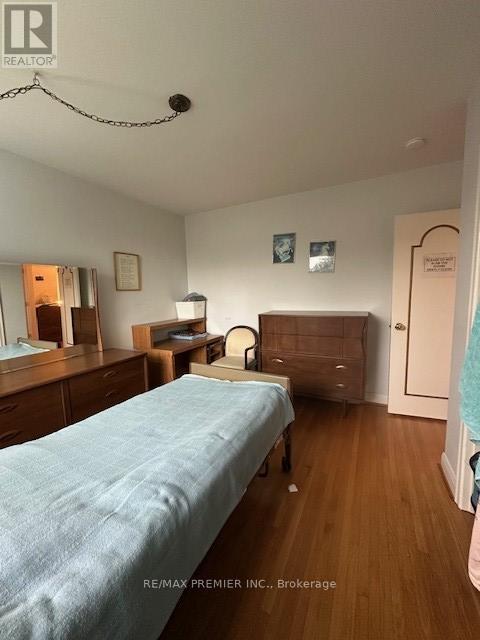 Photo du bâtiment - 55 Overbrook Pl