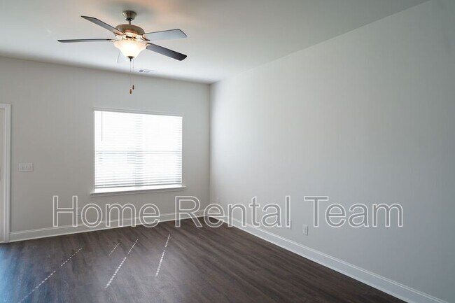 Foto del edificio - 481 Gov Treutlen Cir