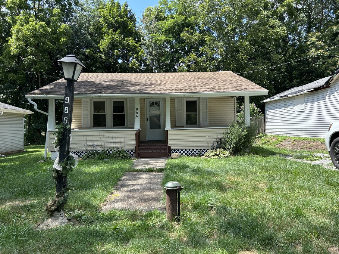 Primary Photo - 986 Tritt Dr