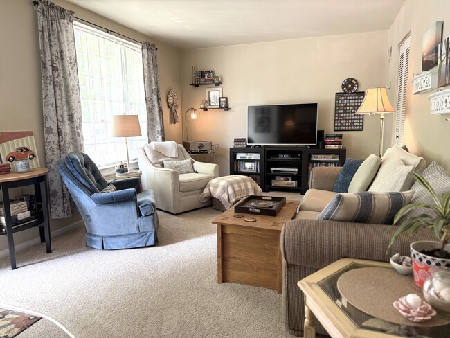 Foto del edificio - 103 Doncaster Ln