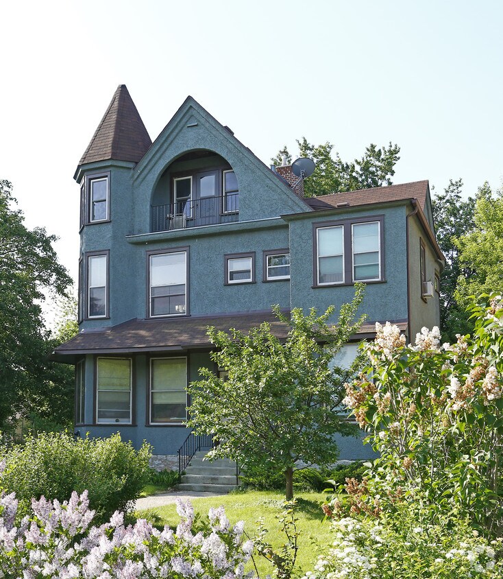 Building Photo - 1852 Marshall Ave