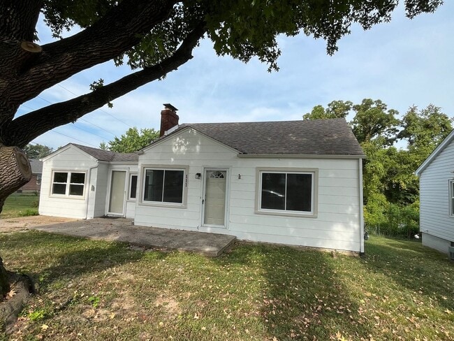 Building Photo - Newly Renovated Single-Family Home in Wash...