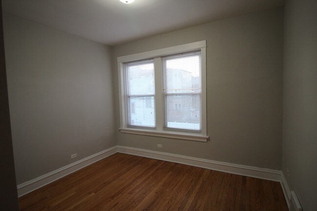 Foto del edificio - 5340 N Paulina St