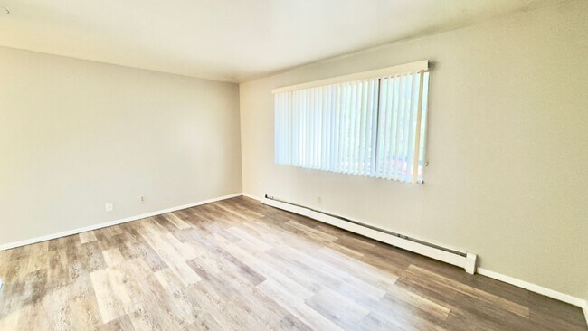 Foto del edificio - 1059 Westmoreland Rd