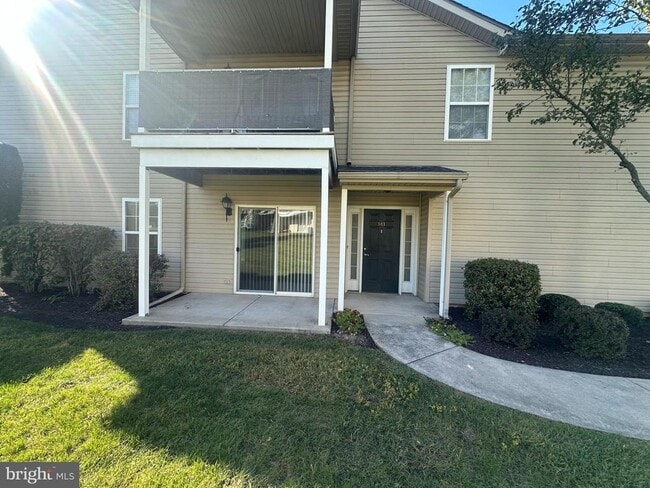 Building Photo - 141 Oriole Ct
