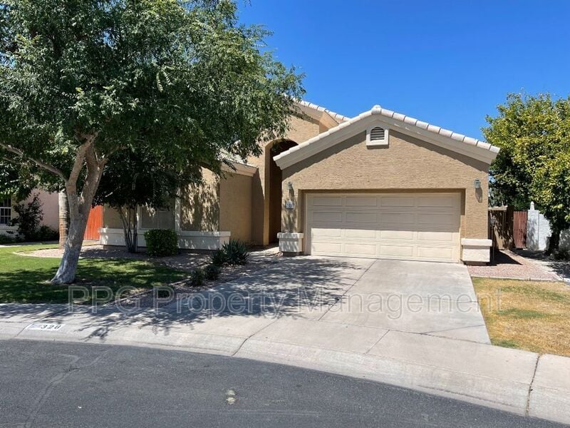 Foto principal - 328 S Rock Harbor Dr