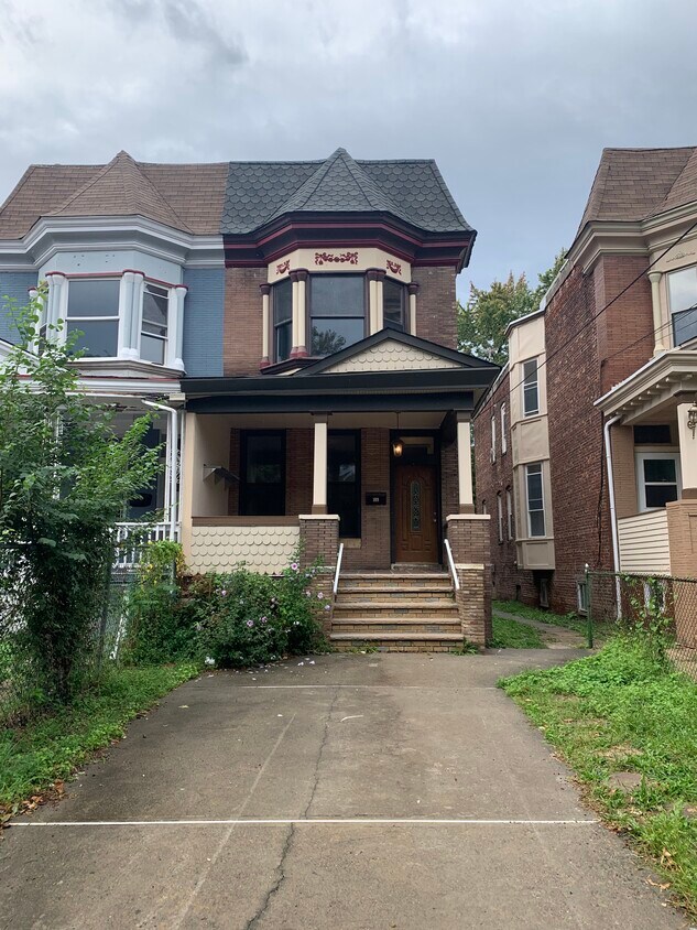 Primary Photo - 189 Lincoln Ave