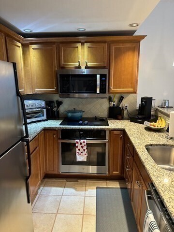 Foto del edificio - 191 Warren Ave