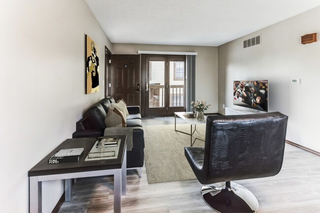 Building Photo - Victory on Salisbury