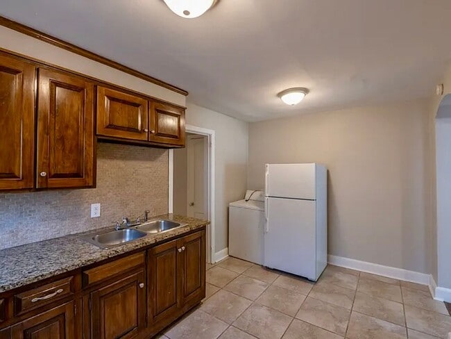 Foto del edificio - 1214 Spruce St