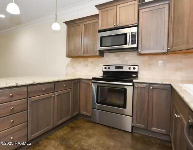 Foto del edificio - 206 Caudill Dr