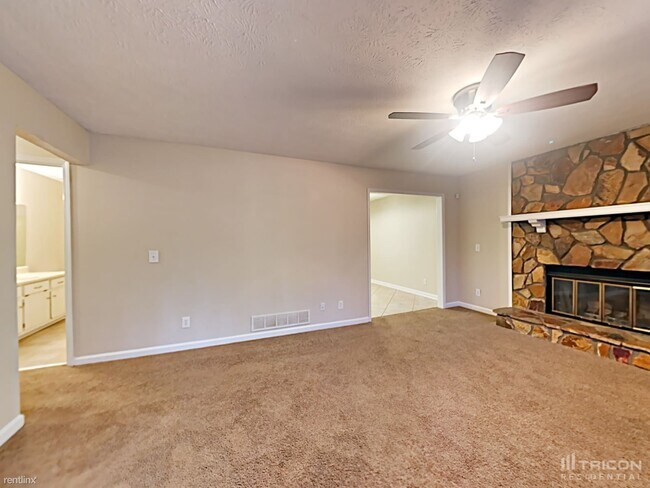 Building Photo - 2092 Toonigh Rd