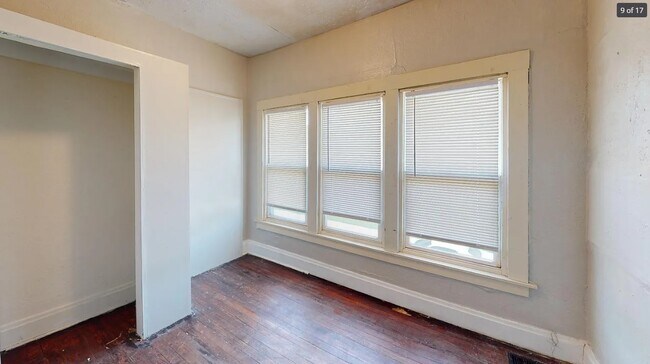 Foto del edificio - 1297 N 5th St