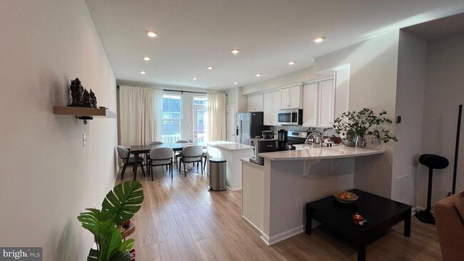 Foto del edificio - 11 Sidney Ln