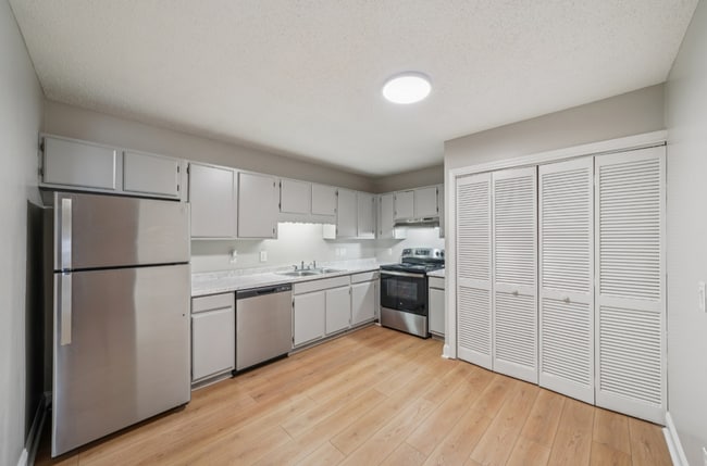 Interior Photo - Valley Square Apartments
