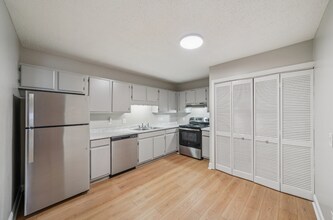 Interior Photo - Valley Square Apartments
