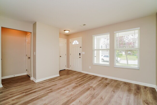 Building Photo - 1249 Candora St