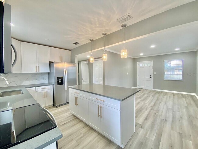 Foto del edificio - 2302 S Thixton Ct