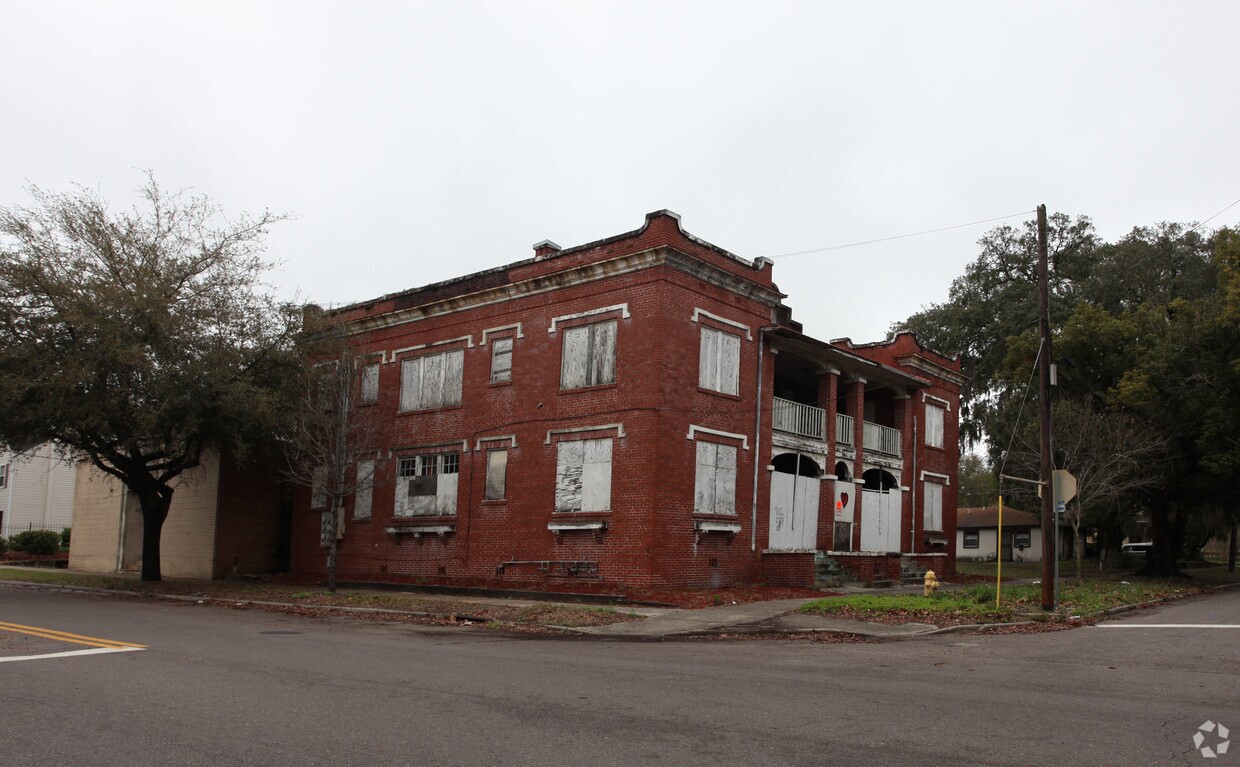 Primary Photo - 1104 Market St