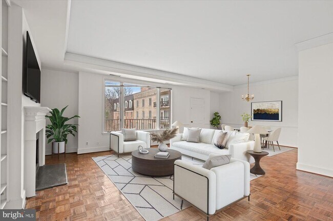 Foto del edificio - 8101 Connecticut Ave