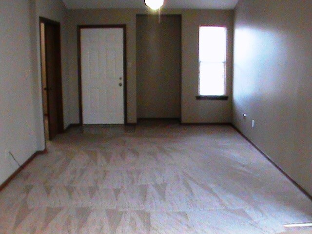 Building Photo - 2421 Haviland Dr