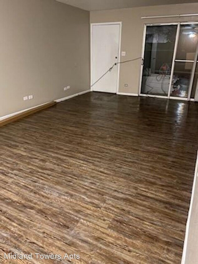 Foto principal - 2800 W Illinois Ave