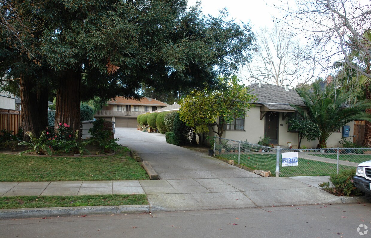 Building Photo - 338 Mariposa Ave