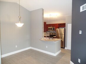 Building Photo - 2881 N Oakland Forest Dr
