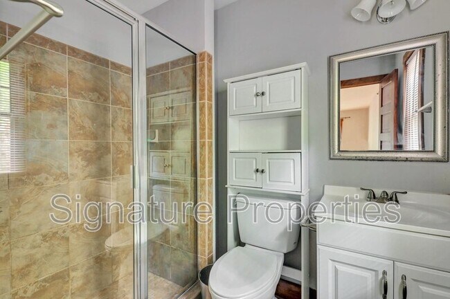 Building Photo - 4500 Heritage Woods Ln