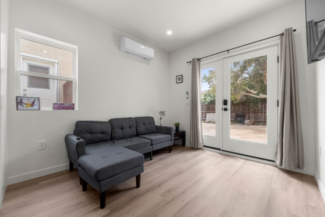 Foto del edificio - 1535 S Ogden Dr