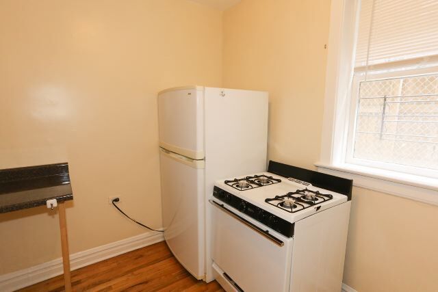 Foto del edificio - 632 W Aldine Ave