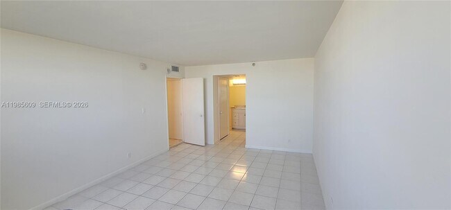 Foto del edificio - 290 174th St