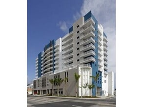 Building Photo - 1760 NW 7th St Building Photo - 1760 NW 7th St