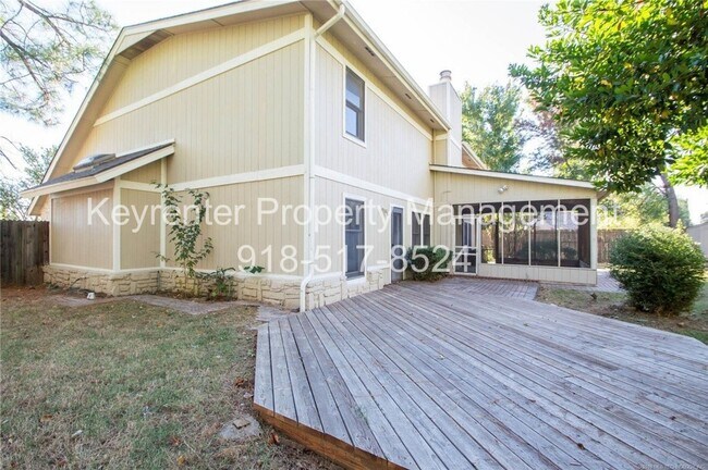 Foto del edificio - 4 Bed | 3 Bath in Central Tulsa!