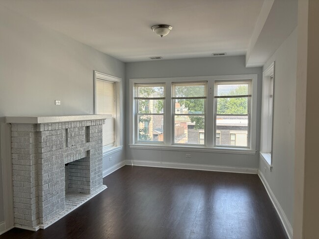 Building Photo - 3613 W Palmer St
