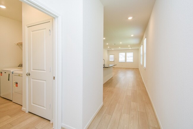 Building Photo - 21835 Red Lantana Trl