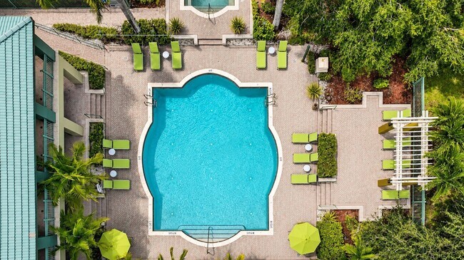 Building Photo - Club Mira Lago Apartments