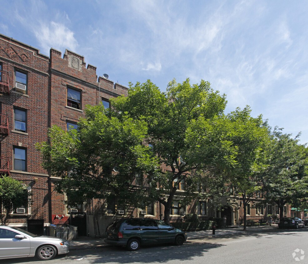 Foto del edificio - Majestic Court