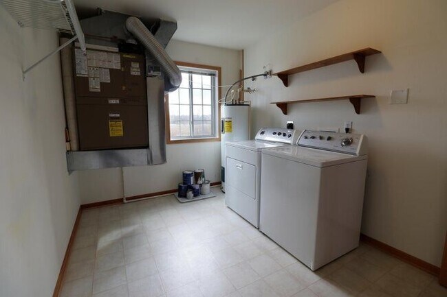 Foto del edificio - 7407 Granite Way