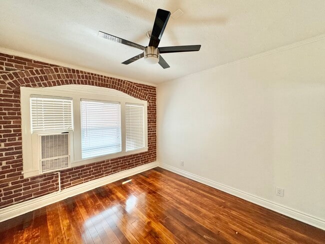 Building Photo - 447 S Rampart Blvd