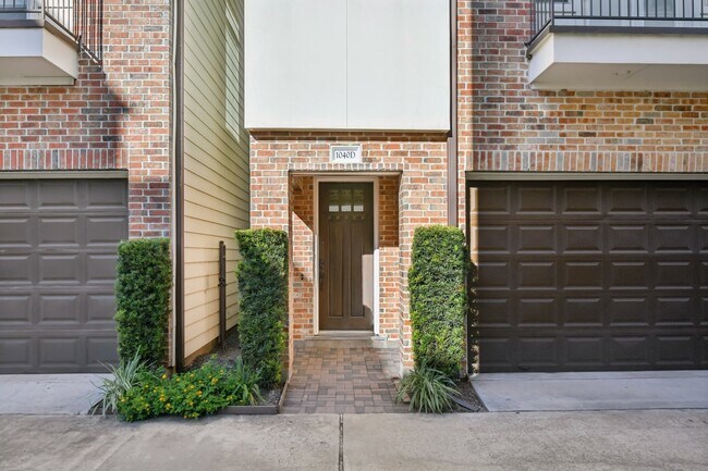 Foto del edificio - 1040 W 26th St