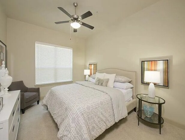 Foto del edificio - 800 E 15th St