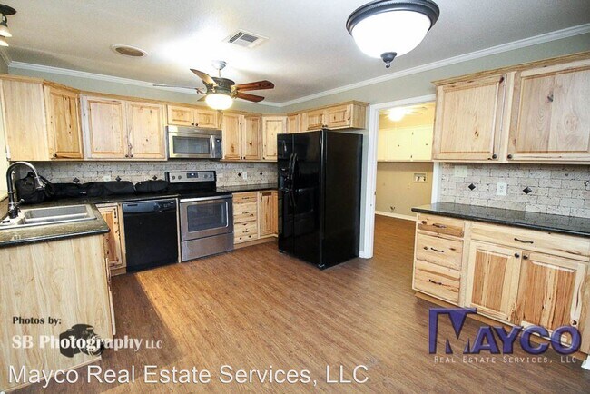 Building Photo - 3 br, 2 bath House - 3136 Gorton Rd