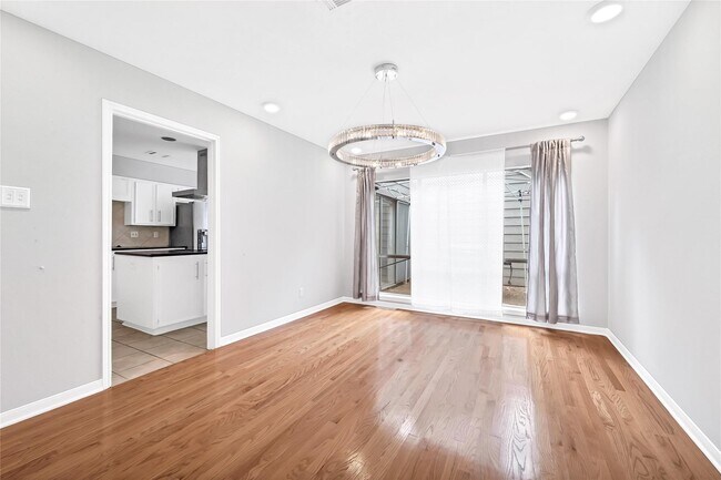 Foto del edificio - 2239 Kinbrook Dr