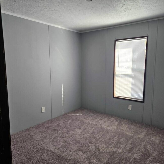 Foto del edificio - 2737 W Washington Center Rd