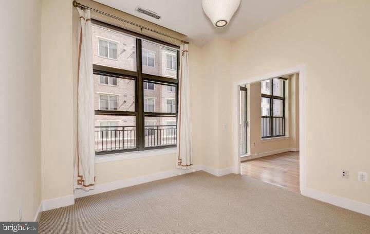 Primary Photo - 2425 L St NW