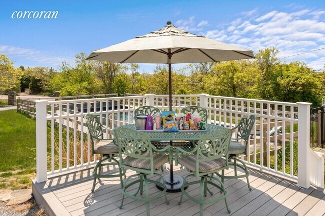 Foto del edificio - 241 Old Montauk Hwy