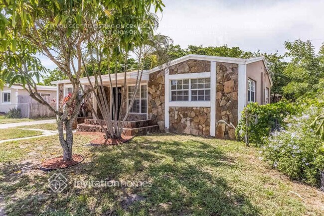 Foto del edificio - 3531 SW 15th Ct
